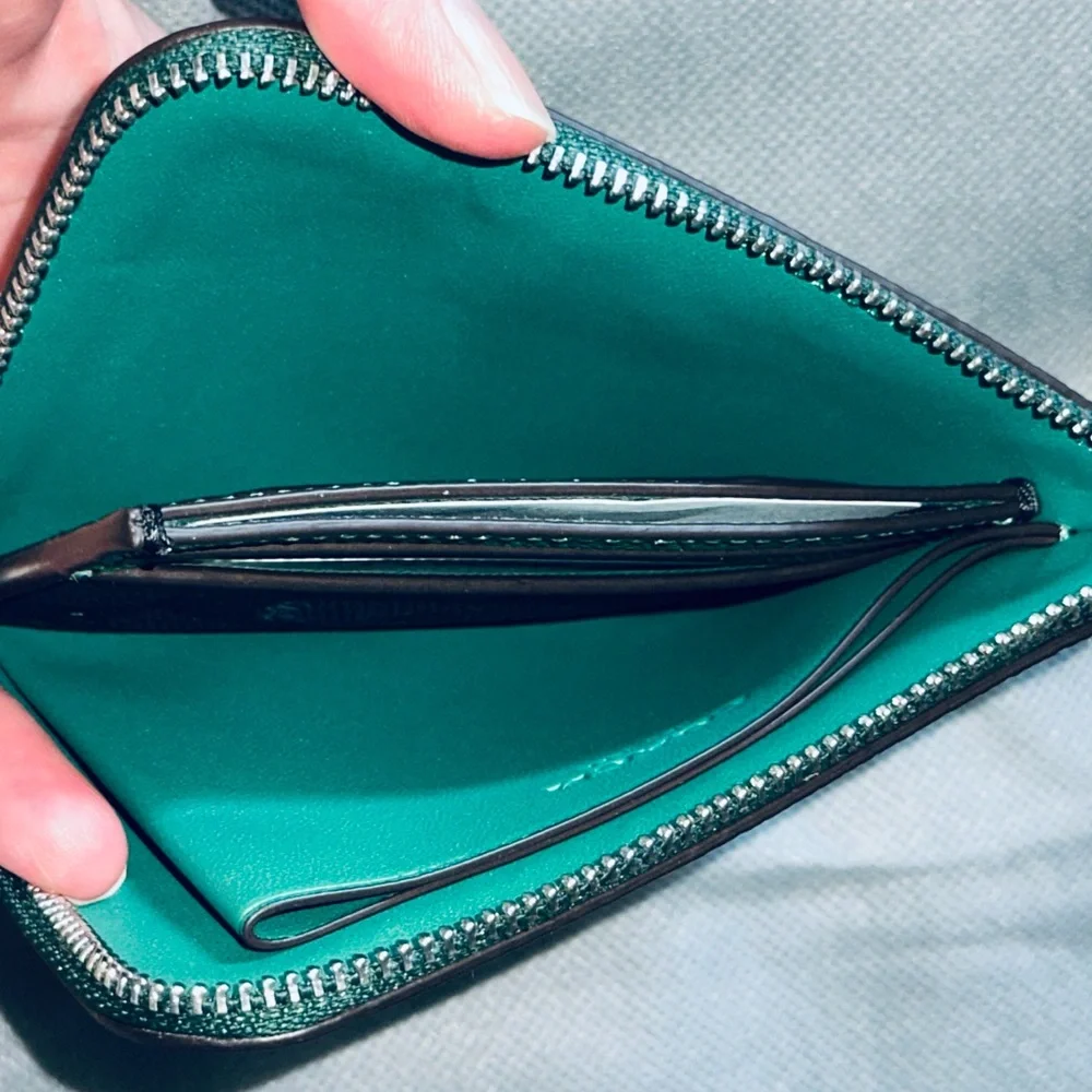 Coach 3 in 1 L-Zip Green and Black Leather Wallet - Picture 3 of 4